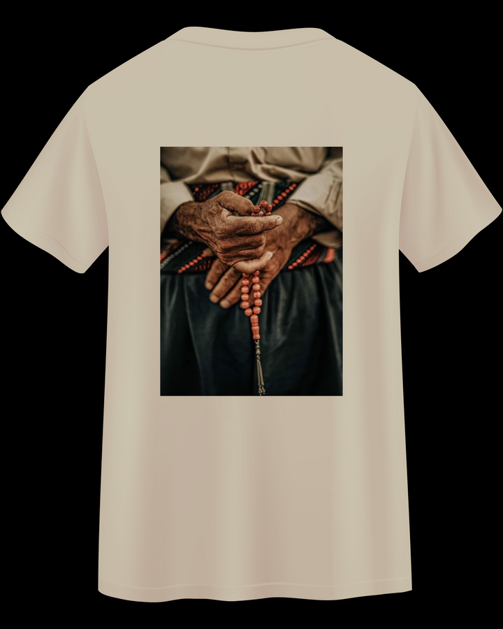 Her tîst deste xwedê de ye T-Shirt